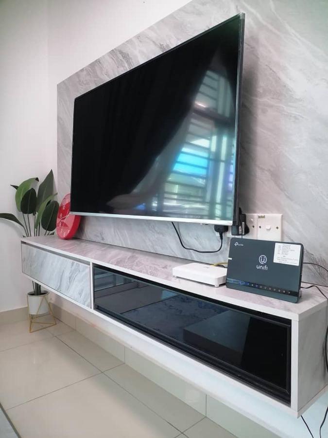 Desaru Melati Homestay Netflix Wifi Bandar Penawar Exterior photo